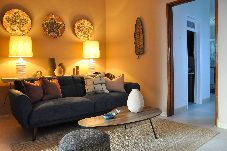 Apartamento em Tavira - Casa Salinas, Elegant Flat w patio in Taviras Hist