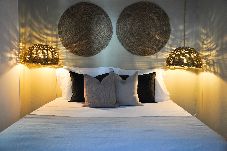 Apartamento em Tavira - Casa Salinas, Elegant Flat w patio in Taviras Hist