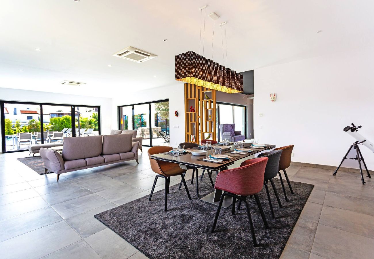 Villa em Quelfes - Blue Hill Boutique Villa