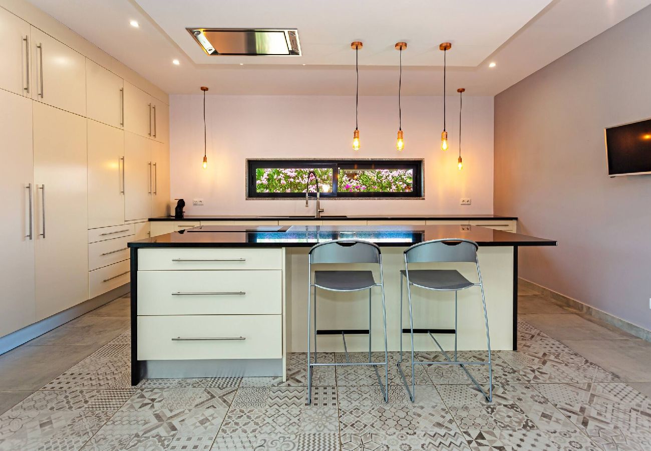 Villa em Quelfes - Blue Hill Boutique Villa