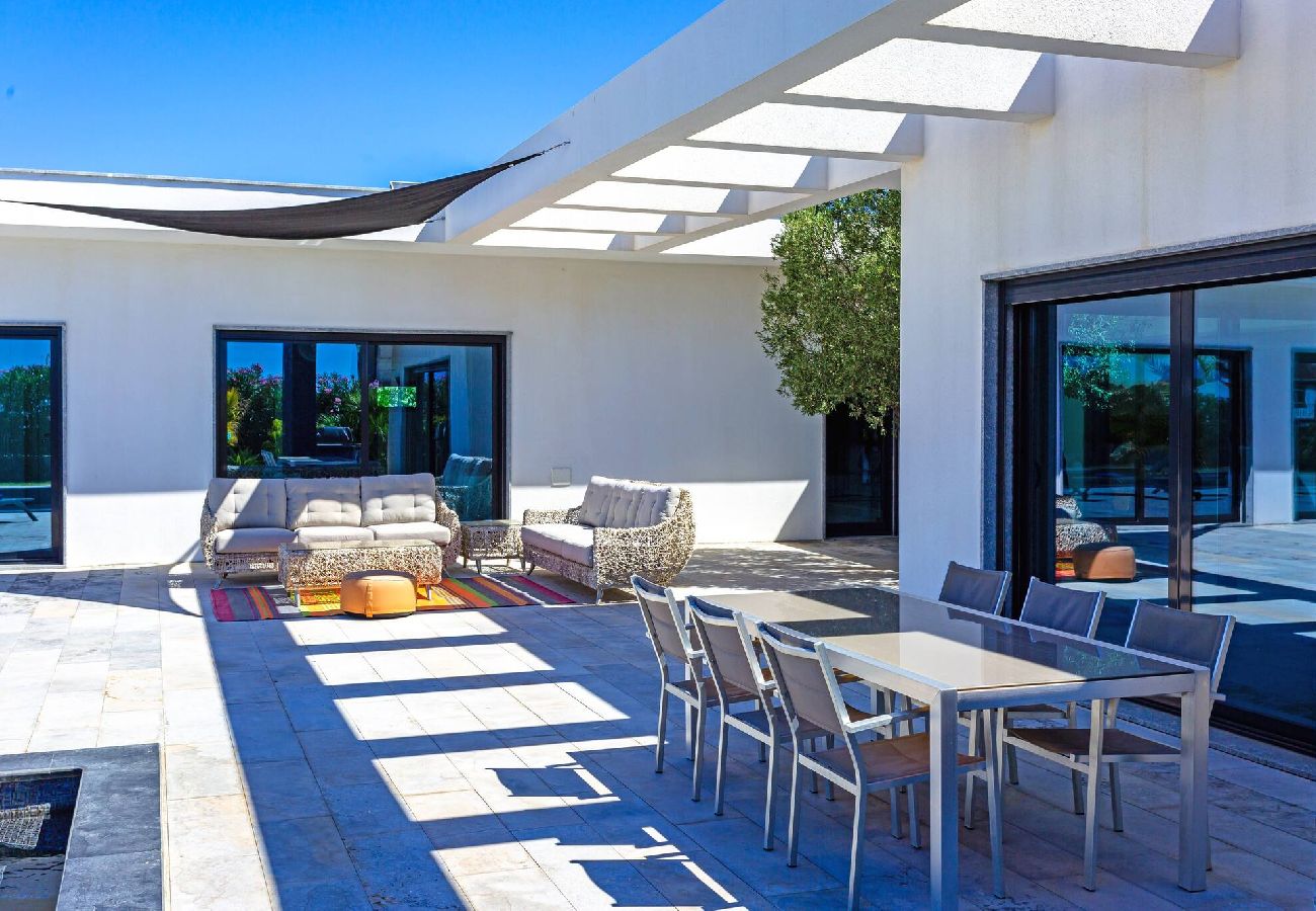 Villa em Quelfes - Blue Hill Boutique Villa
