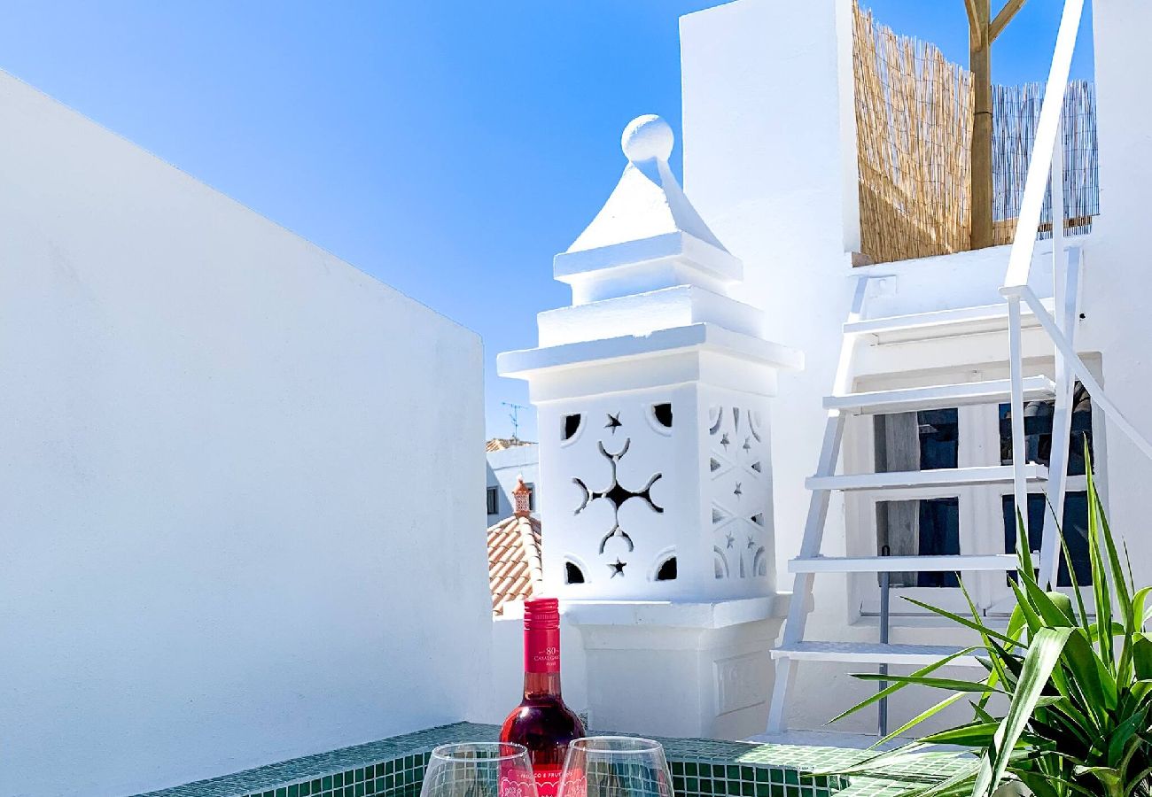 Apartamento em Tavira - Casa Castelo, Unique Flat w/Pool Historical