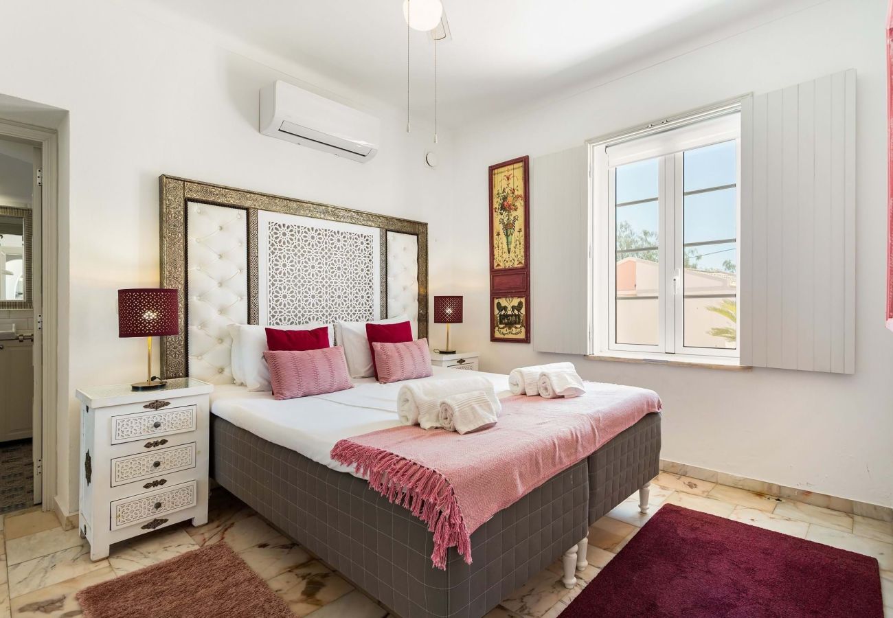 Villa em Moncarapacho - Casa Branca Fuzeta