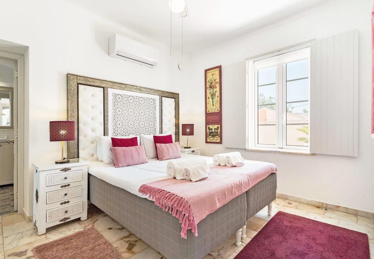 Villa em Moncarapacho - Casa Branca Fuzeta