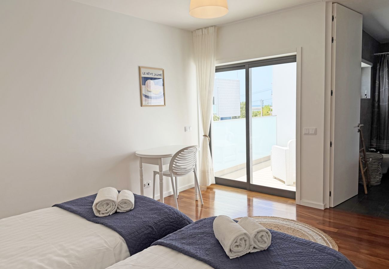 Casa geminada em Fuseta - MAZ Maison Azul Fuseta