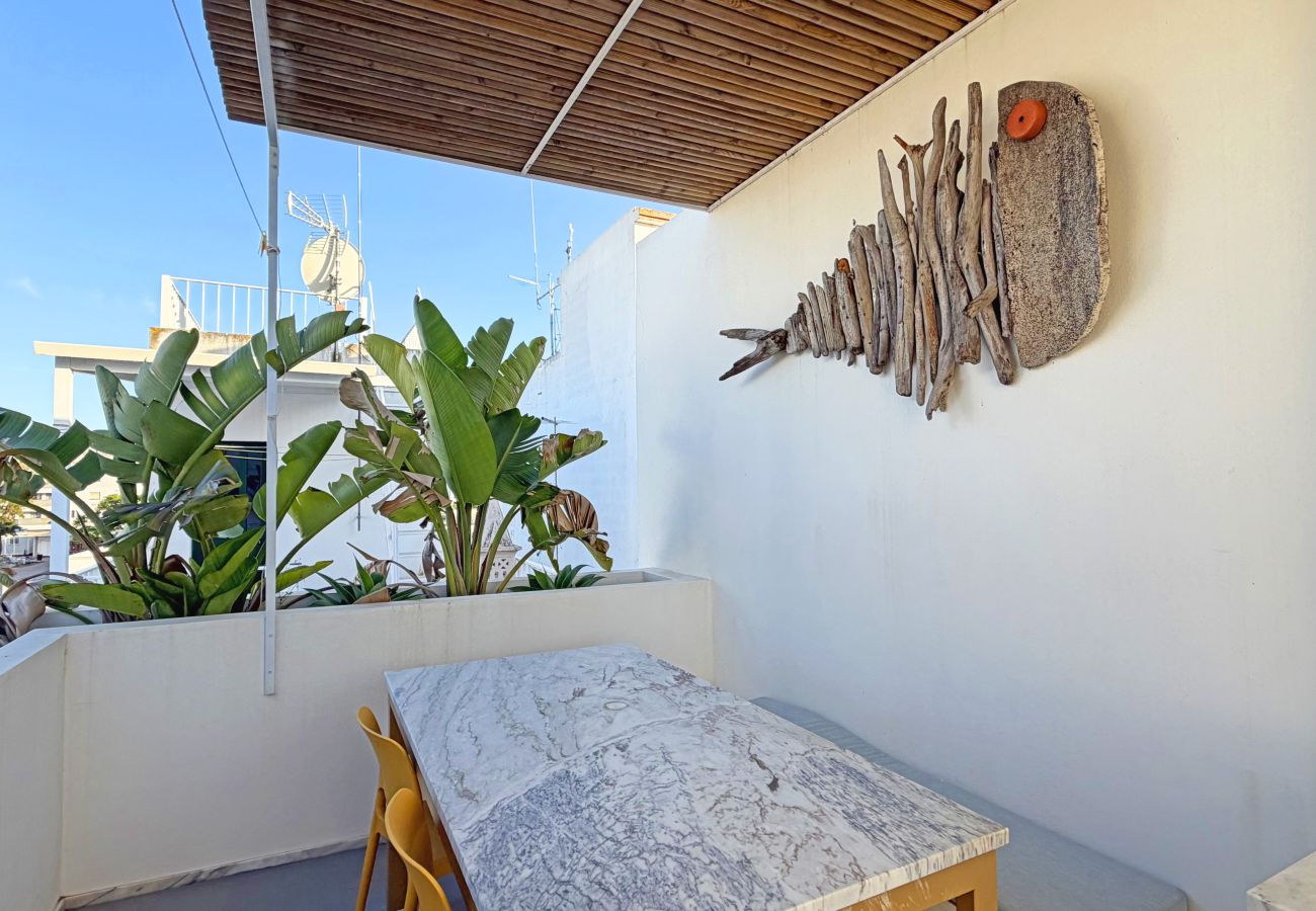 Casa geminada em Olhão - Cubista Designer House Olhão