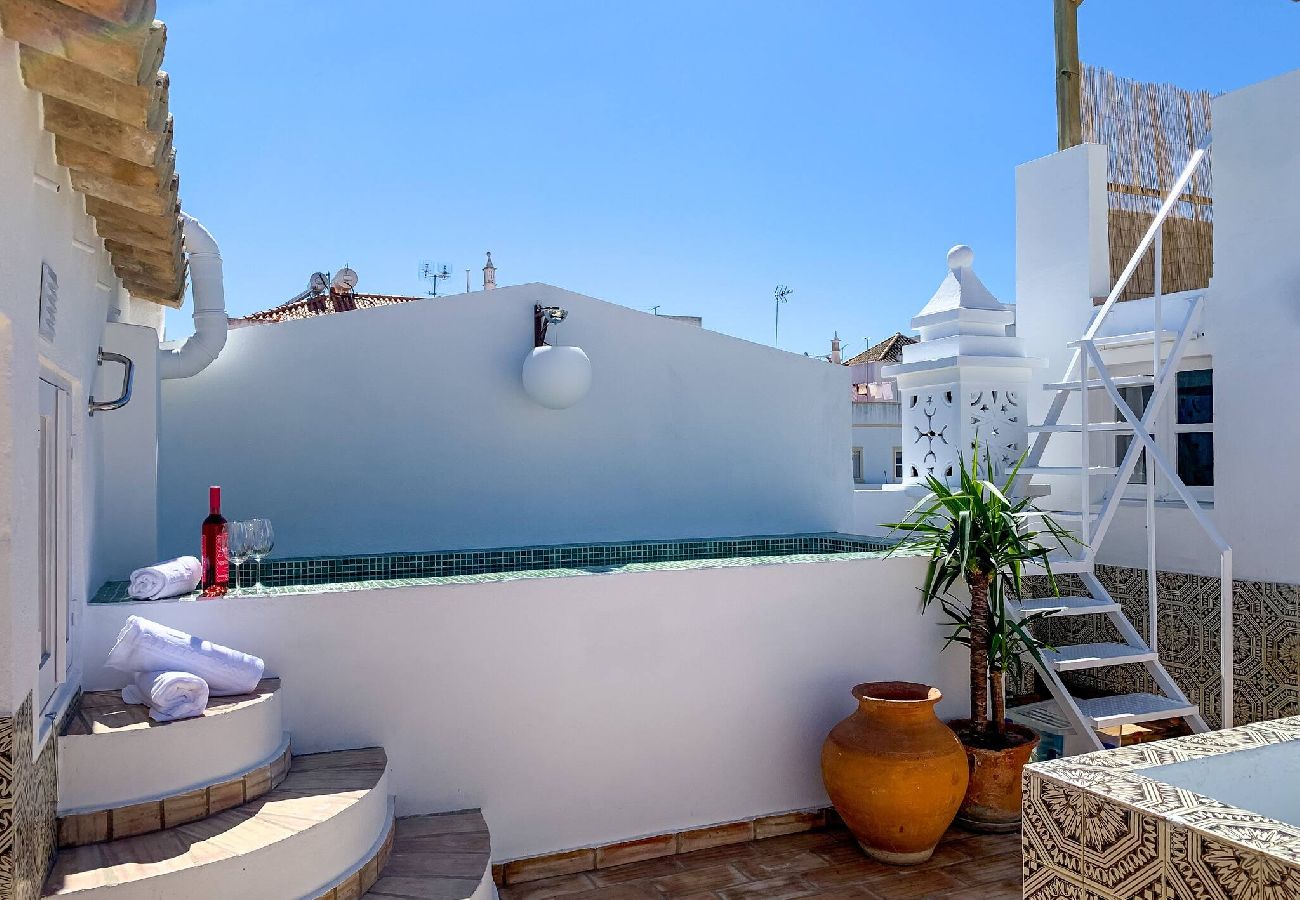 Apartment in Tavira - Casa Castelo, Unique Flat w/Pool Historical