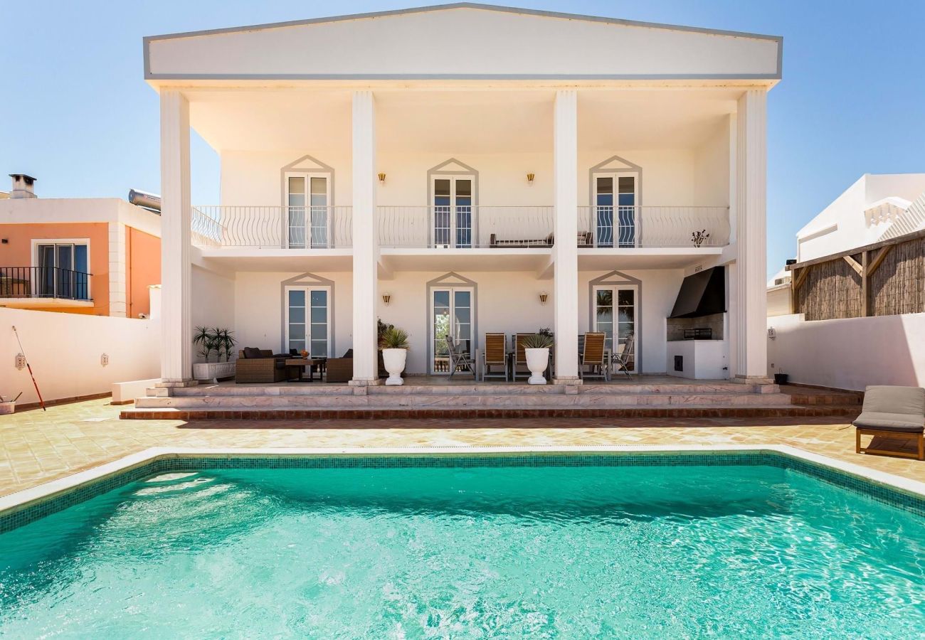 Villa in Moncarapacho - Casa Branca Fuzeta