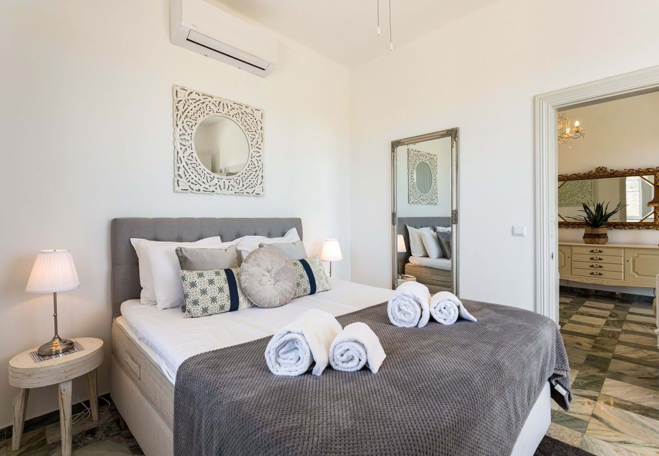 Villa in Moncarapacho - Casa Branca Fuzeta