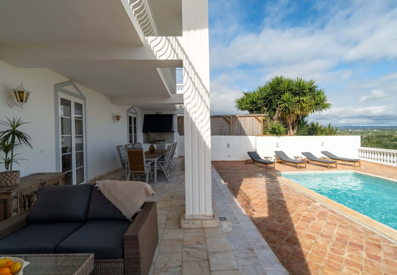 Villa in Moncarapacho - Casa Branca Fuzeta