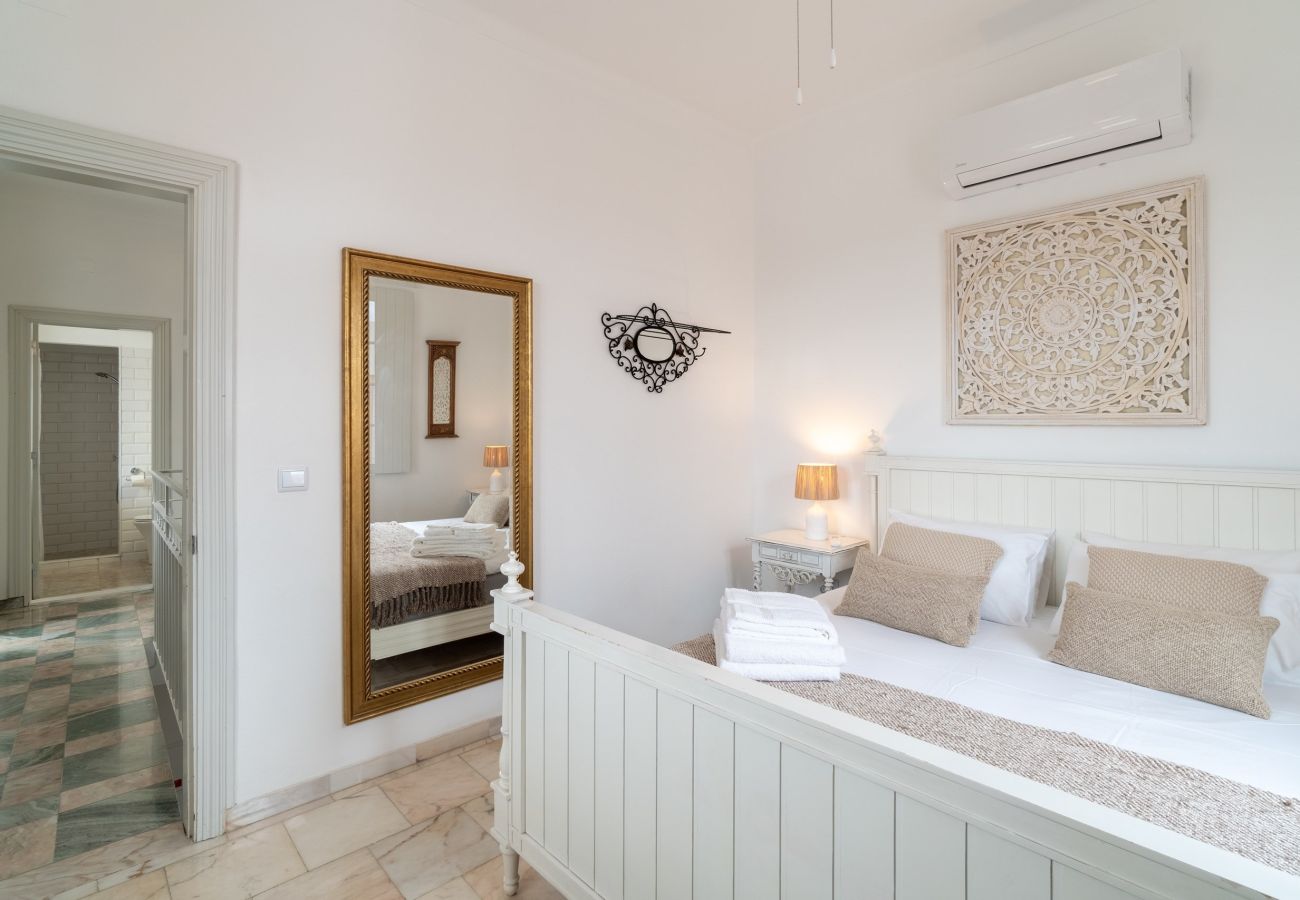 Villa in Moncarapacho - Casa Branca Fuzeta