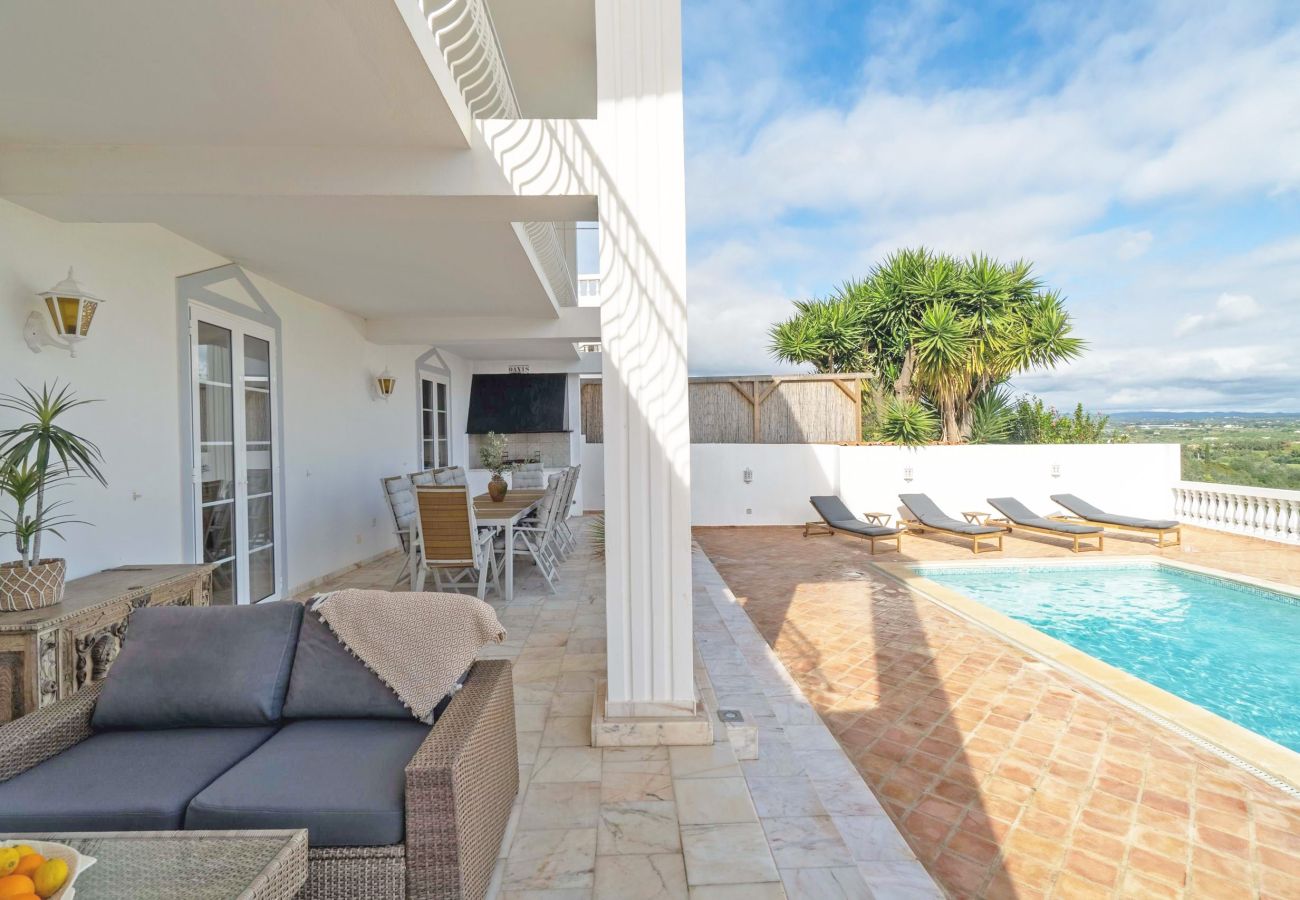 Villa in Moncarapacho - Casa Branca Fuzeta