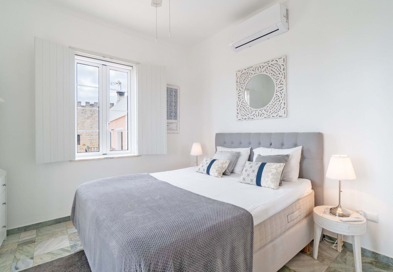 Villa in Moncarapacho - Casa Branca Fuzeta