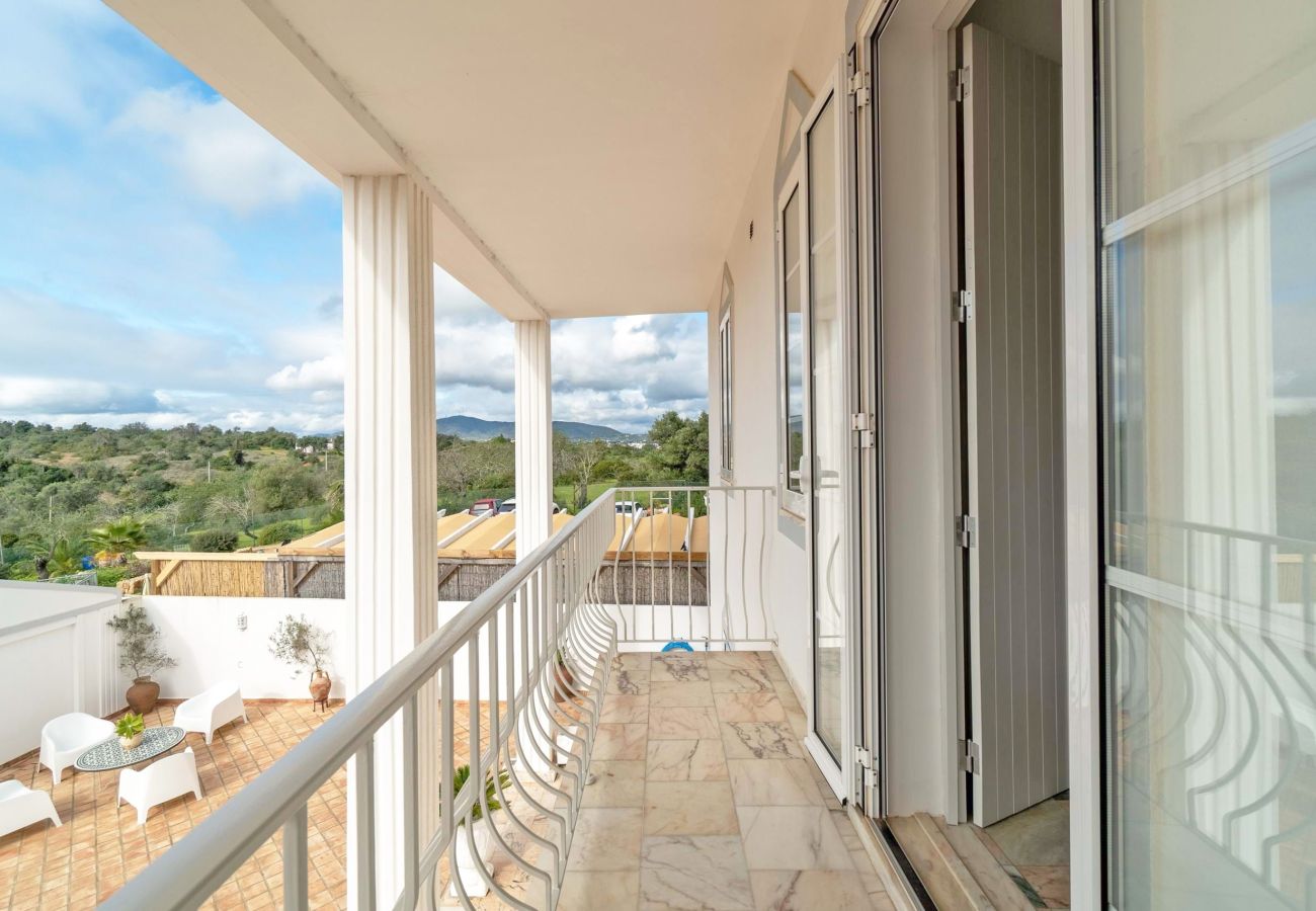 Villa in Moncarapacho - Casa Branca Fuzeta