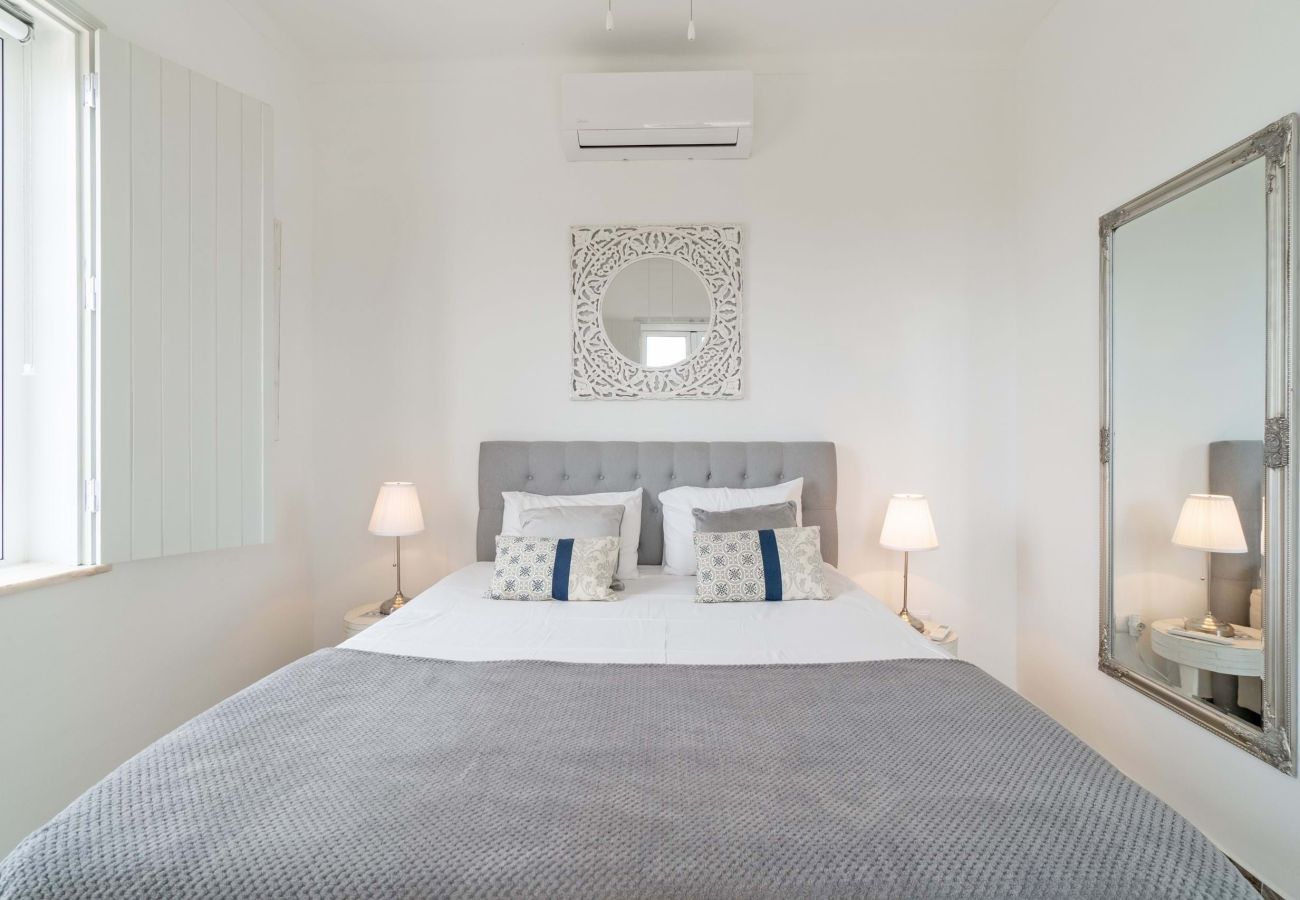 Villa in Moncarapacho - Casa Branca Fuzeta