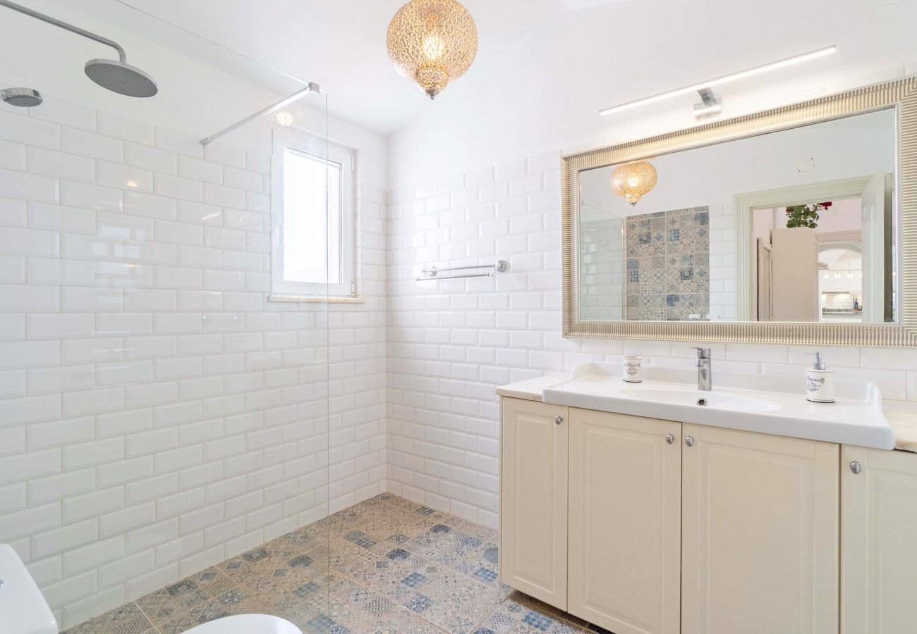 Villa in Moncarapacho - Casa Branca Fuzeta