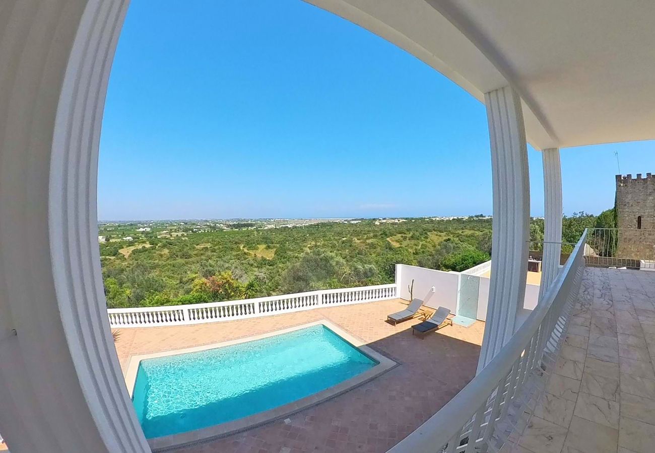 Villa in Moncarapacho - Casa Branca Fuzeta