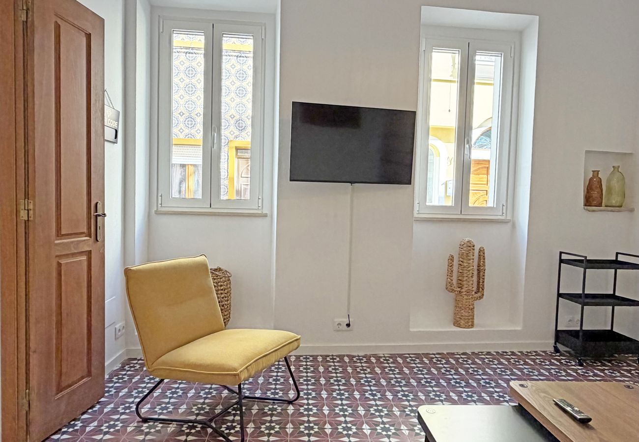 Terraced House in Fuseta - Red Flamingo Townhouse Fuseta